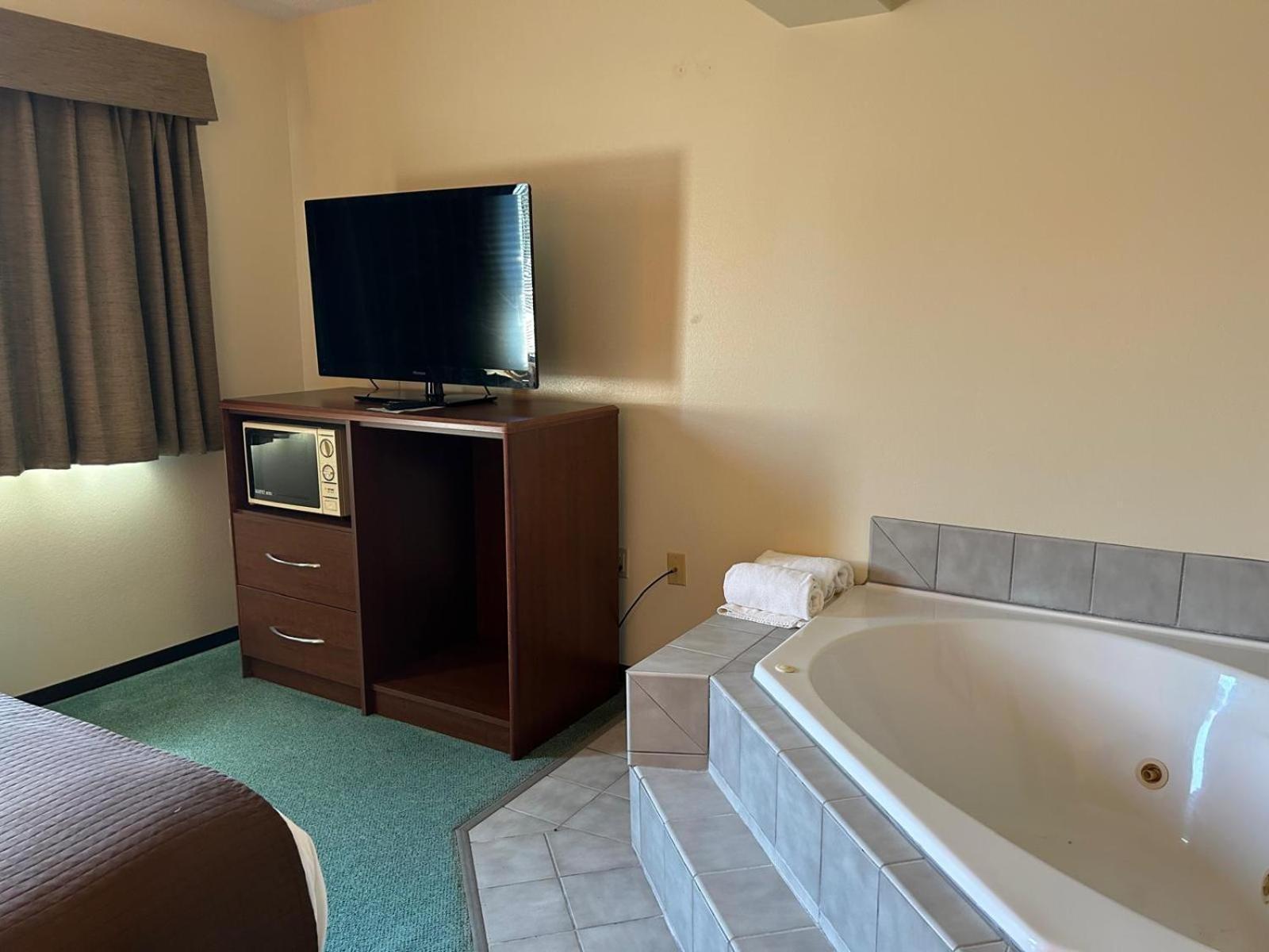 Northwoods Inn & Suites - Blackduck Exterior foto